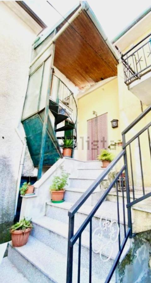 Comfortable Apartment With Sea View In Falcinello Экстерьер фото