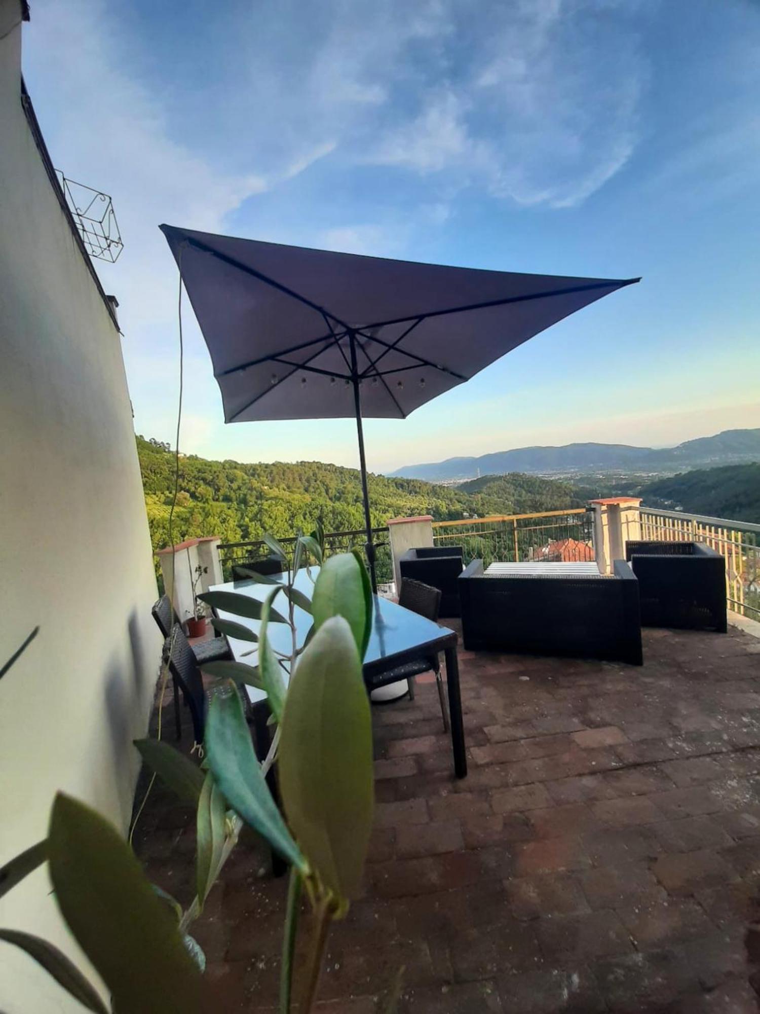 Comfortable Apartment With Sea View In Falcinello Экстерьер фото