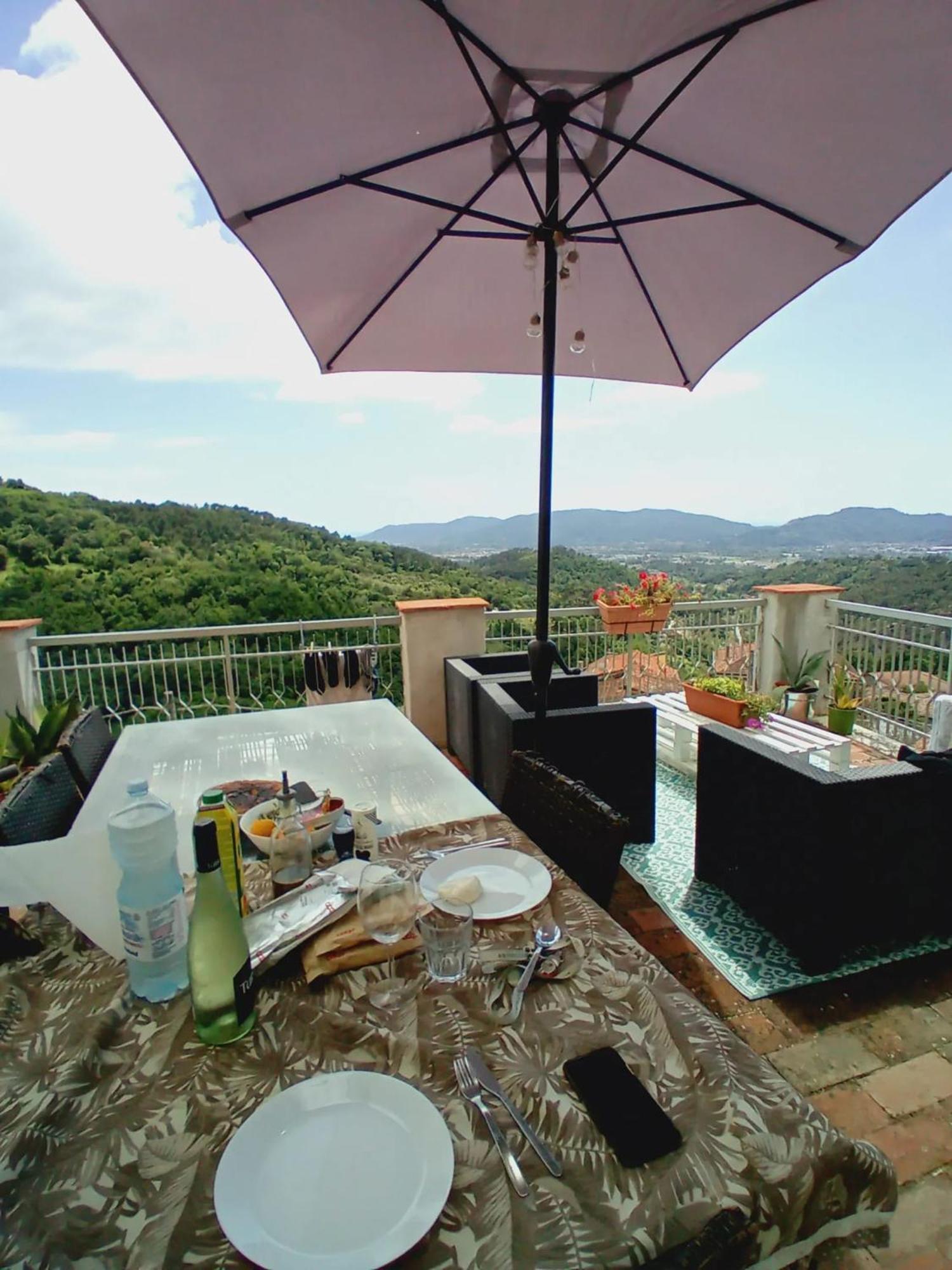 Comfortable Apartment With Sea View In Falcinello Экстерьер фото
