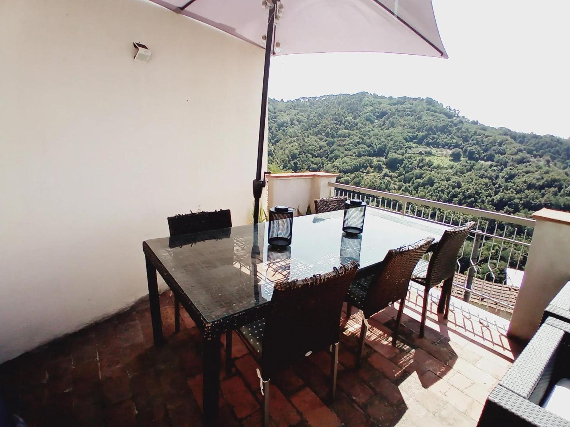Comfortable Apartment With Sea View In Falcinello Экстерьер фото