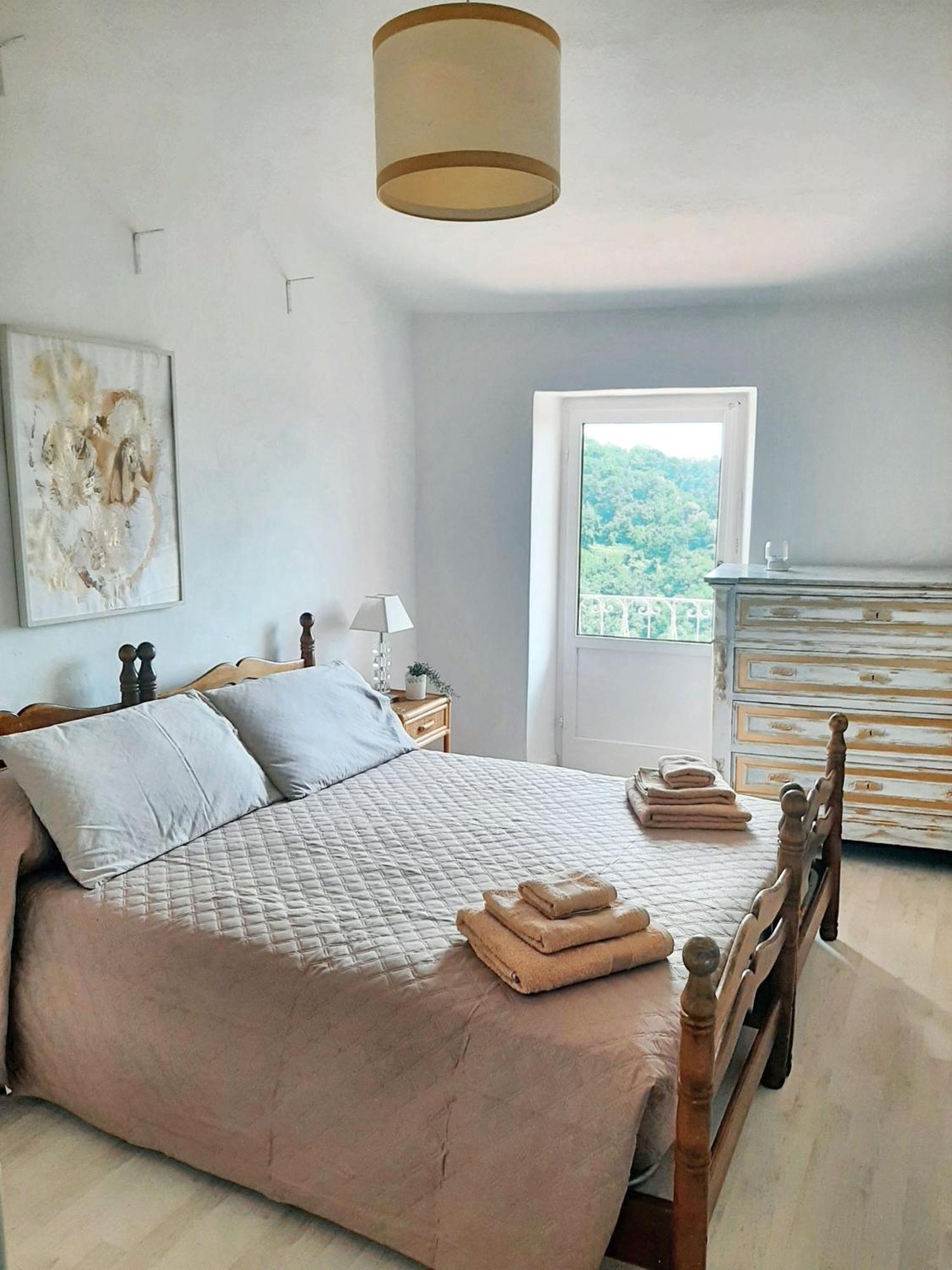 Comfortable Apartment With Sea View In Falcinello Экстерьер фото