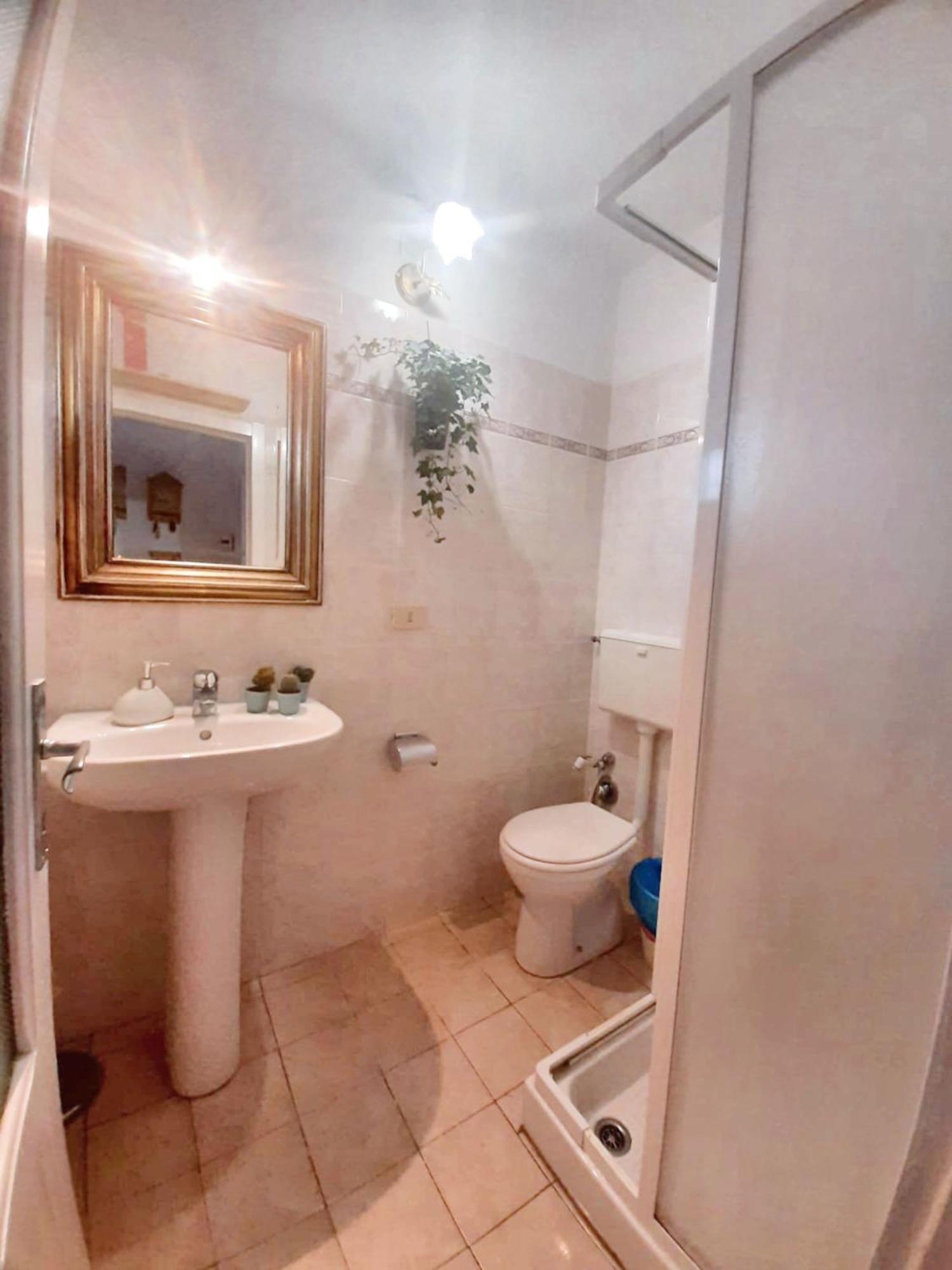 Comfortable Apartment With Sea View In Falcinello Экстерьер фото