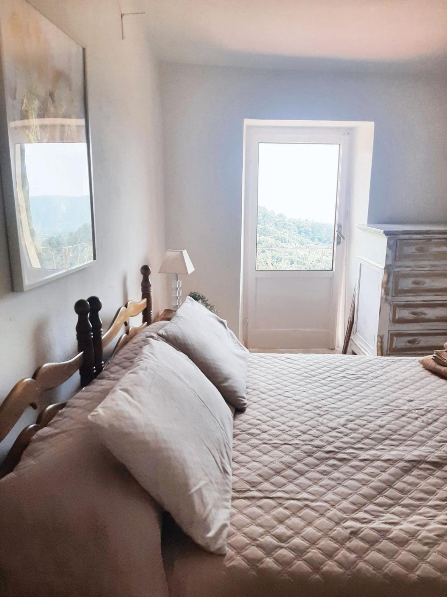 Comfortable Apartment With Sea View In Falcinello Экстерьер фото